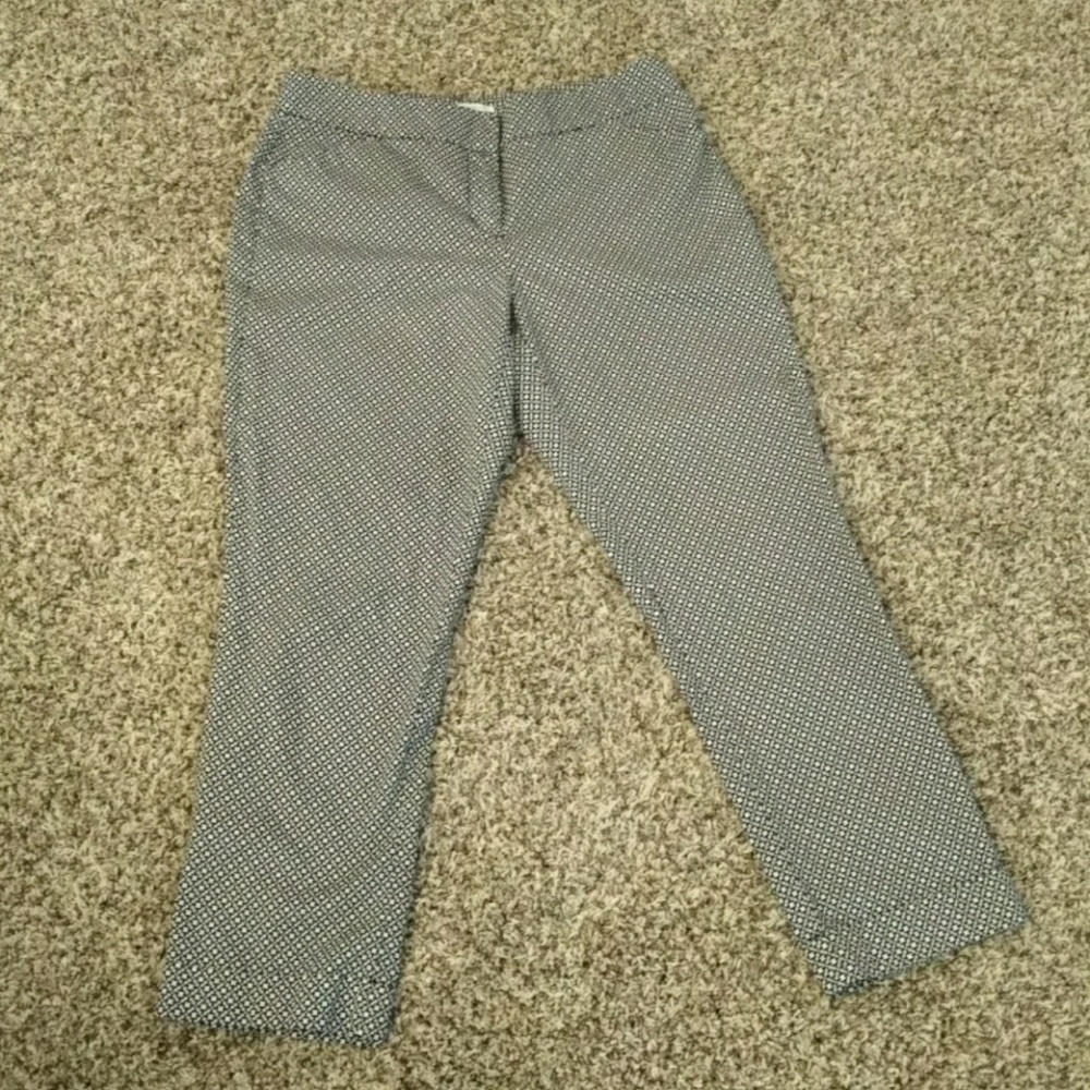 Black and White patterned crop pant